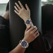 Load image into Gallery viewer, Instafamous Wide Type Quartz watch - Pier